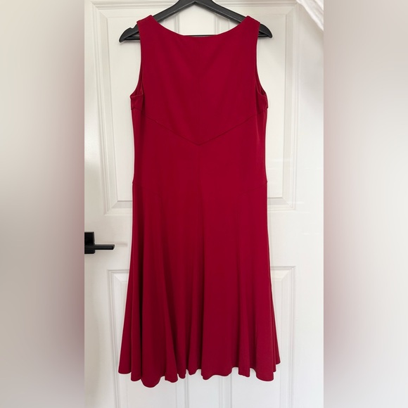 Ralph Lauren Red sleeveless Geometric Cut Dress - Picture 2 of 6